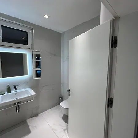 Loft Living Апартаменты Тирана