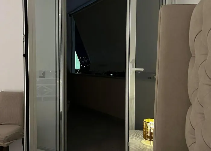 Loft Living 地拉那